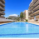 Ventura 2 Planet Costa Dorada 公寓