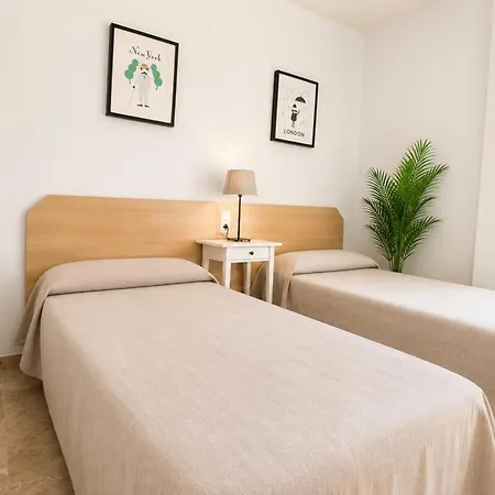 Ventura 2 Planet Costa Dorada Apartament *
